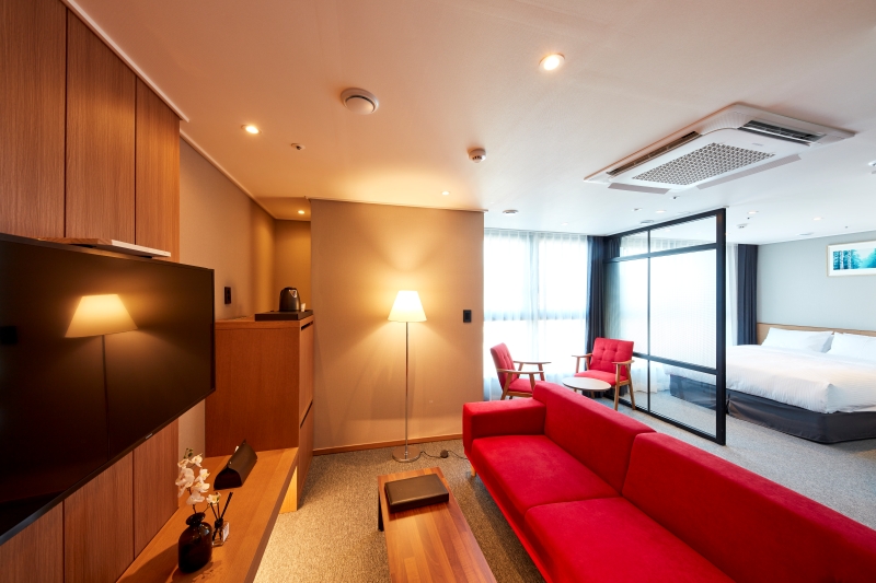 room-card-img-3